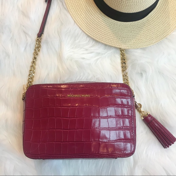 Michael Kors Ginny Medium Leather Crossbody Bag - Picture 2 of 6